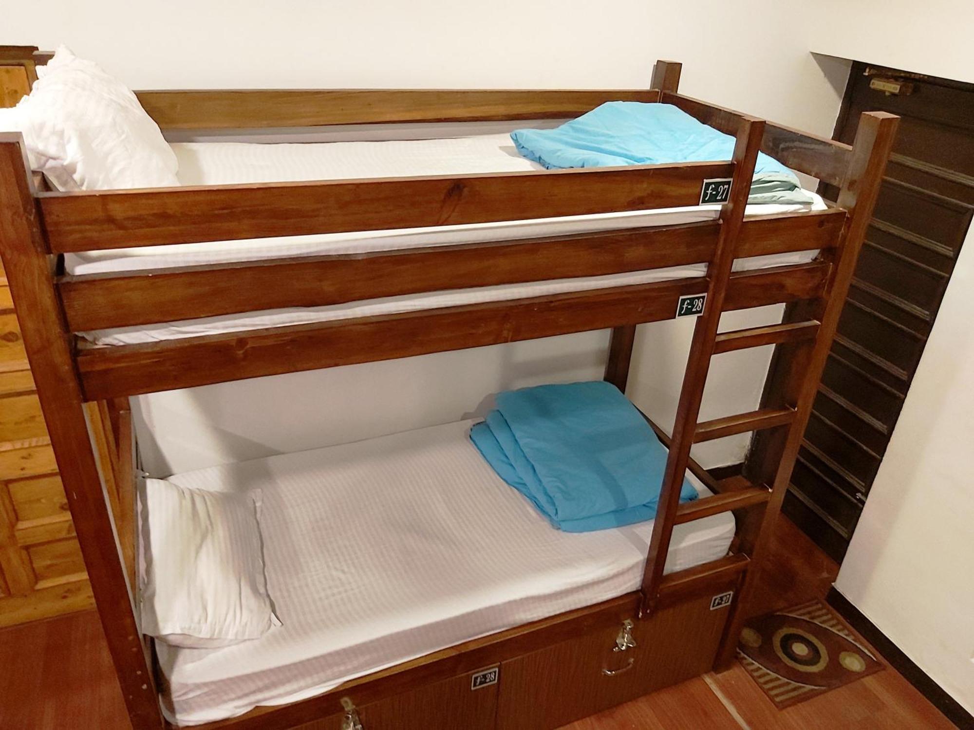 Utopia Hostels Dharamkot Mcleodganj Dharamshala Buitenkant foto