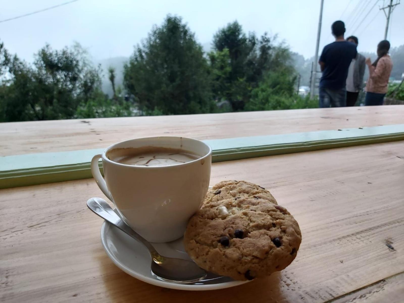 Utopia Hostels Dharamkot Mcleodganj Dharamshala Buitenkant foto