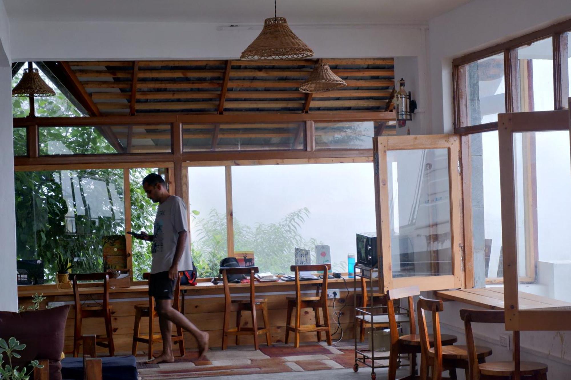 Utopia Hostels Dharamkot Mcleodganj Dharamshala Buitenkant foto